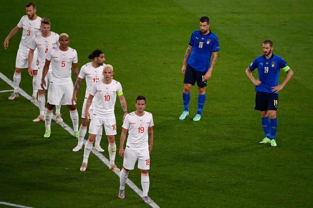 施魏因斯泰格评球：防守漏洞百出 瑞士遭遇完败