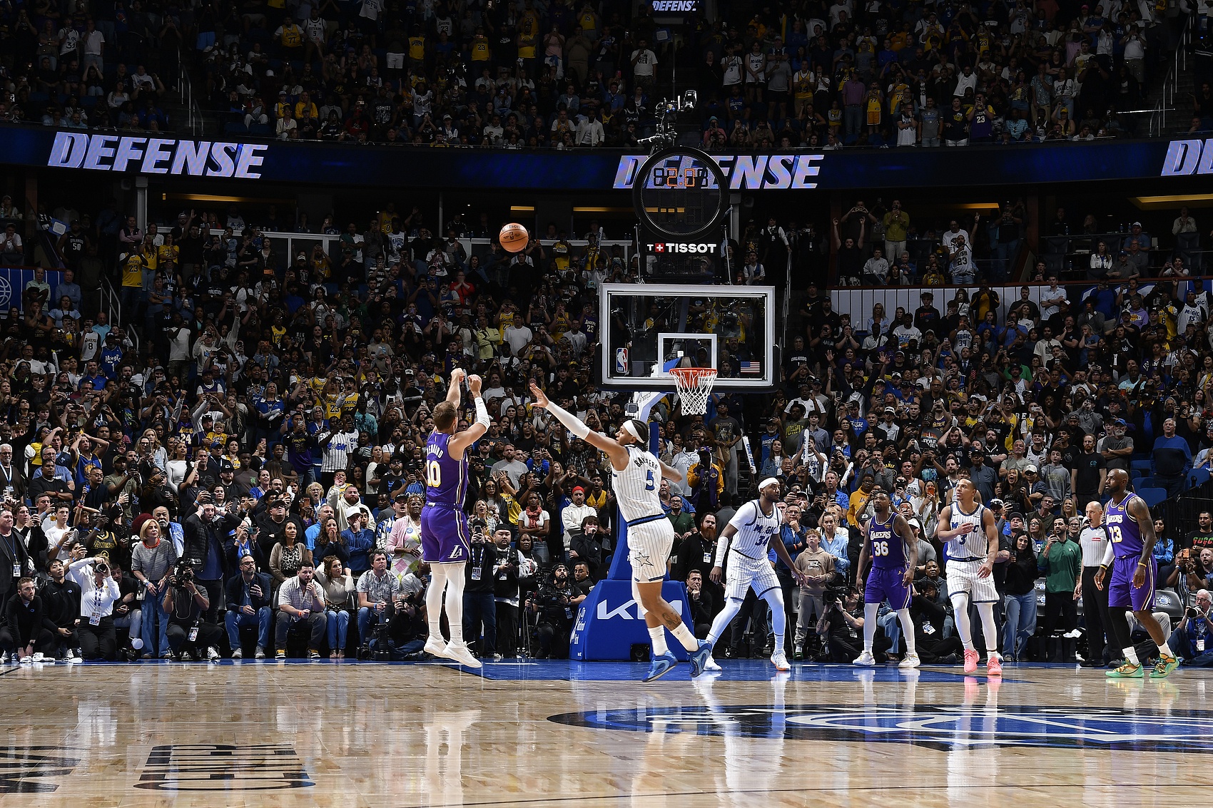 kaiyun官方-当东里进化老詹放权湖人9连胜完成蜕变 复制24独行侠逆袭神迹?