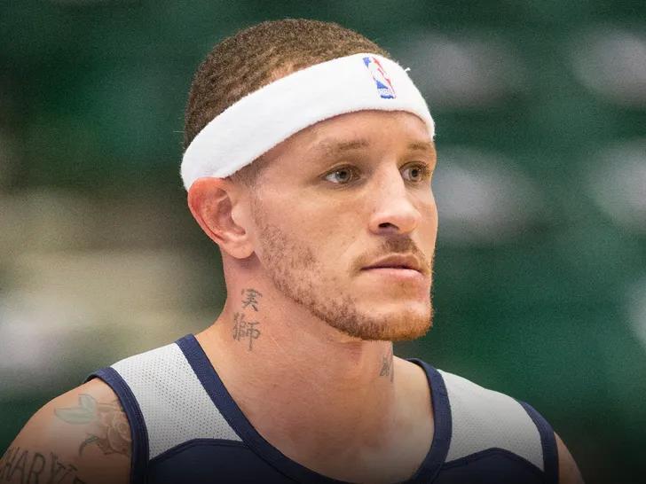 kaiyun官方-怎么又进去了？美媒：前NBA后卫德隆特-韦斯特因涉嫌抢劫被捕